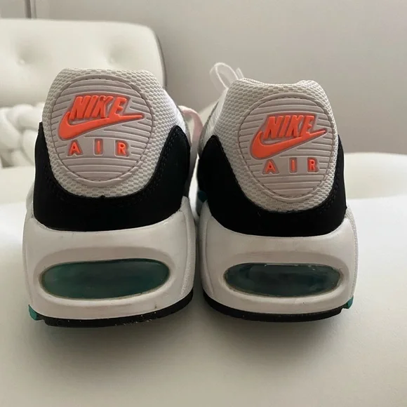 Nike Air Max Correlate Women's Black White Teal Coral size 6 - Picture 6 of 9